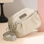 Pleated Oxford Cloth Shoulder Messenger Phone Bag